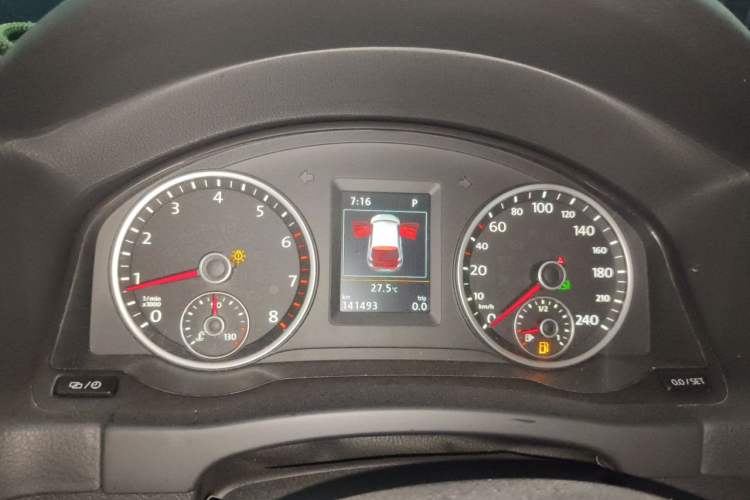 Used Volkswagen Tiguan 2014 1.8TSI Automatic 2WD 30th Anniversary Edition Instrument Cluster
