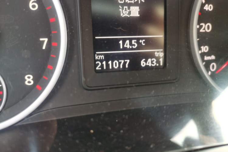 Used Volkswagen Tiguan 2014 1.8TSI Automatic 2WD 30th Anniversary Edition Odometer Close Up