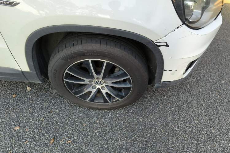 Used Volkswagen Tiguan 2014 1.8TSI Automatic 2WD 30th Anniversary Edition Right Front Wheel Hub