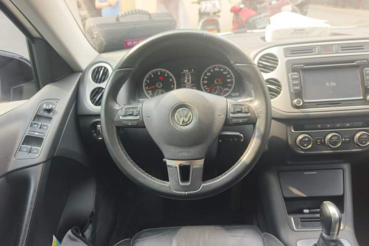 Used Volkswagen Tiguan 2014 1.8TSI Automatic 2WD 30th Anniversary Edition Steering Wheel