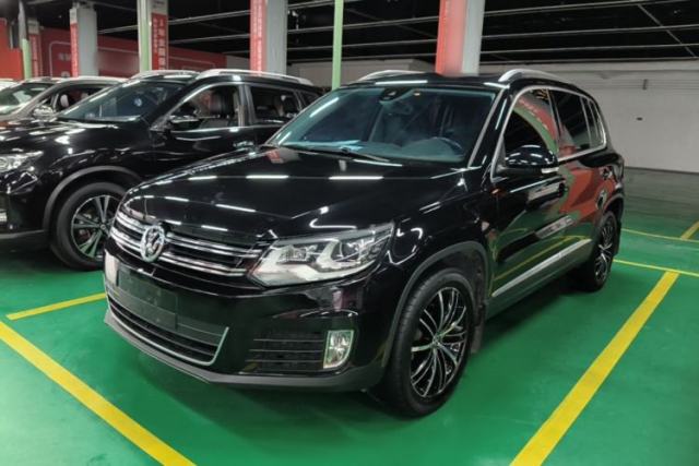 Used Volkswagen Tiguan 2015 1.8TSI Automatic All-Wheel-Drive Luxury Model