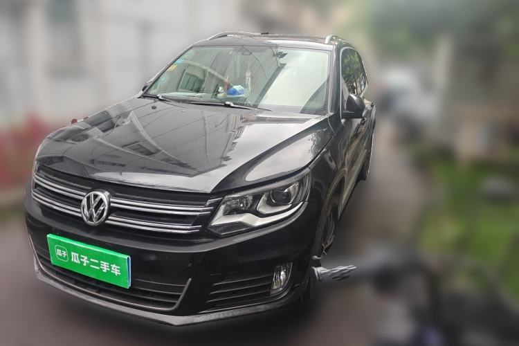 Used Volkswagen Tiguan 2015 1.8TSI Automatic Two-Wheel Drive Luxury Model Guazi used car, China used car export, Used car for sale, Used cars, Cheapest cars for sale