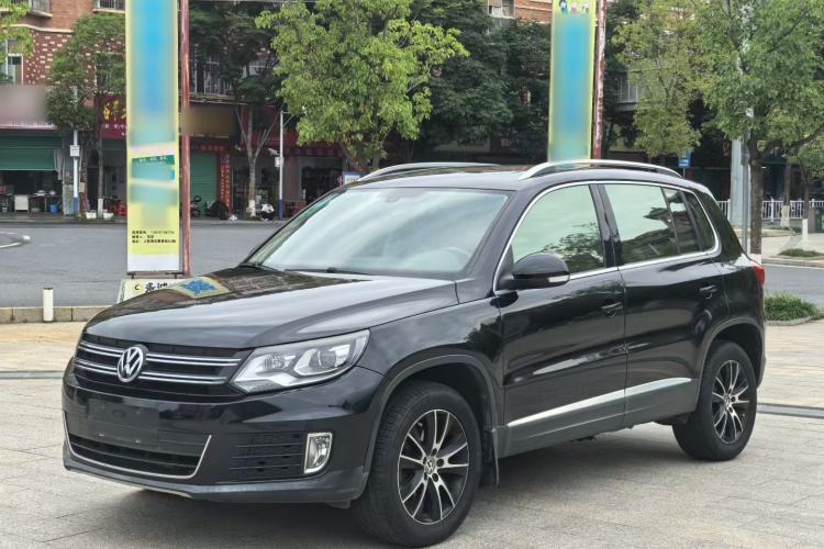 Used Volkswagen Tiguan 2015 1.8TSI Automatic Two-Wheel Drive Luxury Model Guazi used car, China used car export, Used car for sale, Used  cars, Cheapest cars for sale