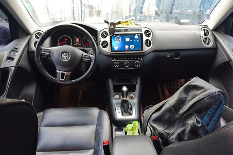 Used Volkswagen Tiguan 2015 1.8TSI Automatic Two-Wheel Drive Luxury Model Center Console