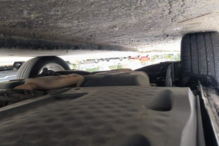Used Volkswagen Tiguan 2015 2.0 TSI Comfort Edition Chassis Rear Right