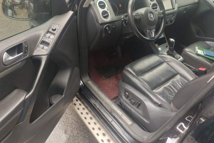 Used Volkswagen Tiguan 2015 1.8TSI Automatic Two-Wheel Drive Luxury Model Driver Seat