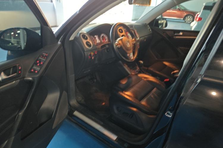 Used Volkswagen Tiguan 2015 1.8TSI Automatic Two-Wheel Drive Comfort Edition Driver Seat