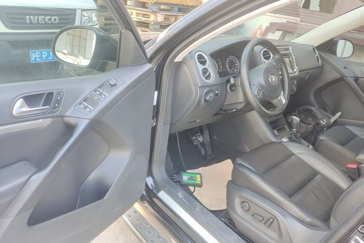 Used Volkswagen Tiguan 2015 1.8TSI Automatic Two-Wheel Drive Comfort Edition Driver Seat