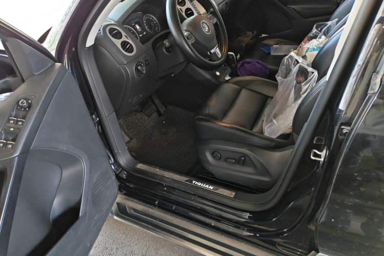 Used Volkswagen Tiguan 2015 1.8TSI Automatic Two-Wheel Drive Luxury Model Driver Seat