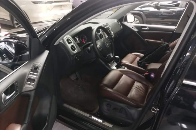 Used Volkswagen Tiguan 2015 1.8TSI Automatic Two-Wheel Drive Luxury Model Driver Seat