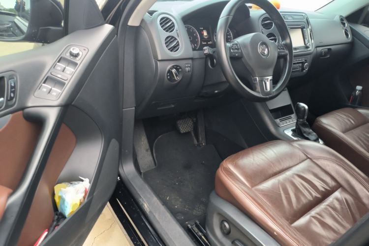 Used Volkswagen Tiguan 2015 2.0 TSI Comfort Edition Driver Seat