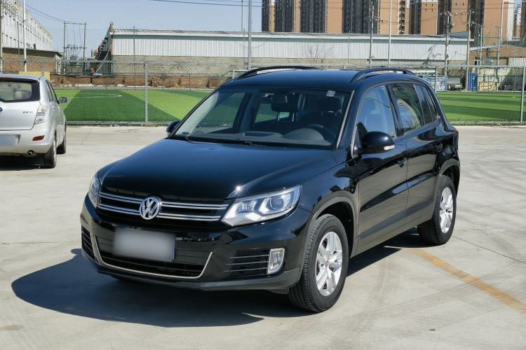 Used Volkswagen Tiguan 2015 1.8TSI Automatic Two-Wheel Drive Trend Edition Guazi used car, China used car export, Used car for sale, Used cars, Cheapest cars for sale
