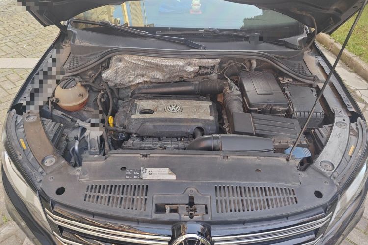 Used Volkswagen Tiguan 2015 1.8TSI Automatic Two-Wheel Drive Luxury Model Engine Bay