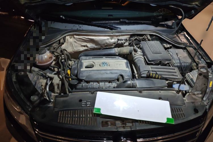 Used Volkswagen Tiguan 2015 1.8TSI Automatic Two-Wheel Drive Comfort Edition Engine Bay