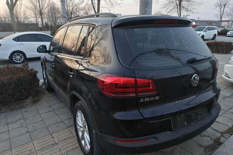 Used Volkswagen Tiguan 2015 1.8TSI Automatic Two-Wheel Drive Comfort Edition Exterior 2