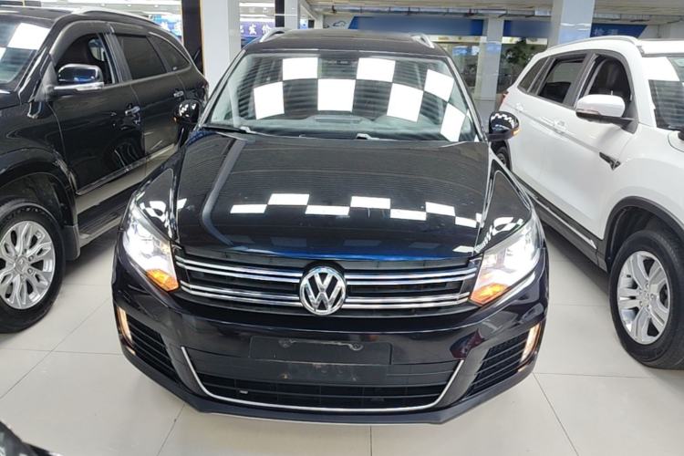 Used Volkswagen Tiguan 2015 1.8TSI Automatic All-Wheel-Drive Luxury Model Front