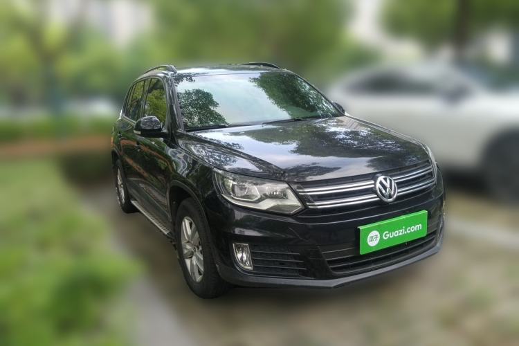 Used Volkswagen Tiguan 2015 1.8TSI Automatic Two-Wheel Drive Trend Edition Front Right 45 Deg