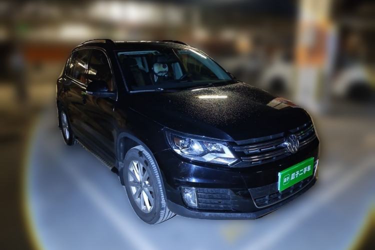 Used Volkswagen Tiguan 2015 1.8TSI Automatic Two-Wheel Drive Comfort Edition Front Right 45 Deg