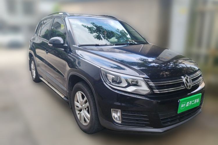Used Volkswagen Tiguan 2015 1.8TSI Automatic Two-Wheel Drive Trend Edition Front Right 45 Deg