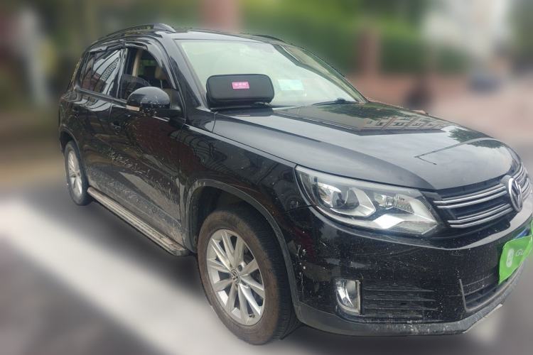 Used Volkswagen Tiguan 2015 1.8TSI Automatic Two-Wheel Drive Comfort Edition Front Right 45 Deg