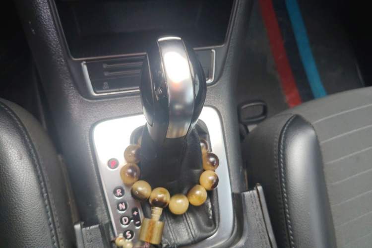 Used Volkswagen Tiguan 2015 1.8TSI Automatic Two-Wheel Drive Trend Edition Gear Lever