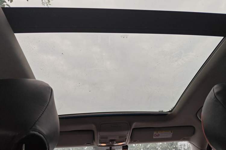 Used Volkswagen Tiguan 2015 1.8TSI Automatic Two-Wheel Drive Luxury Model Headliner