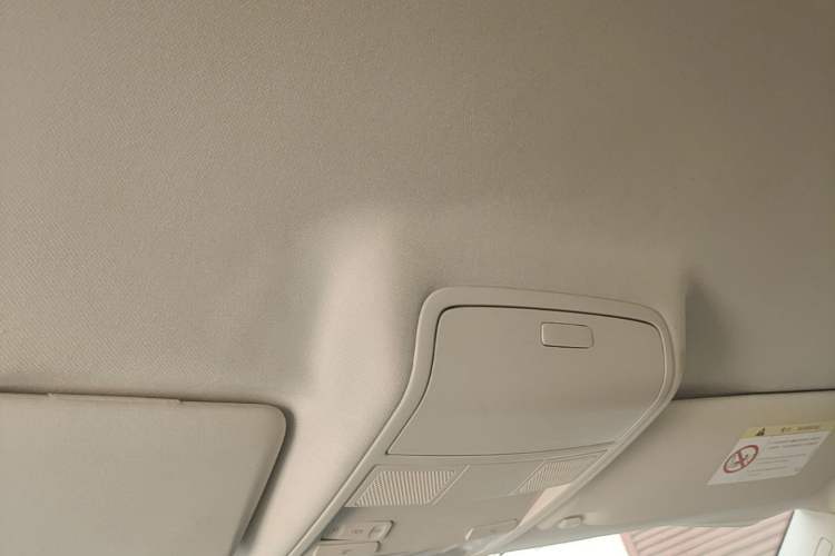 Used Volkswagen Tiguan 2015 1.8TSI Automatic Two-Wheel Drive Comfort Edition Headliner