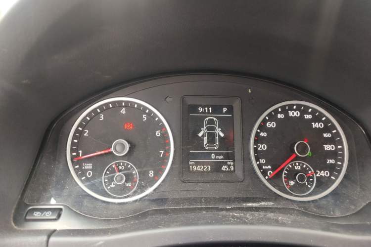 Used Volkswagen Tiguan 2015 1.8TSI Automatic Two-Wheel Drive Comfort Edition Instrument Cluster