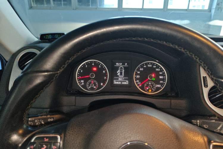 Used Volkswagen Tiguan 2015 1.8TSI Automatic Two-Wheel Drive Comfort Edition Instrument Cluster