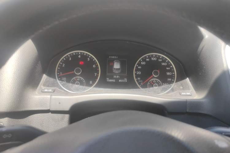 Used Volkswagen Tiguan 2015 1.8TSI Automatic Two-Wheel Drive Luxury Model Instrument Cluster