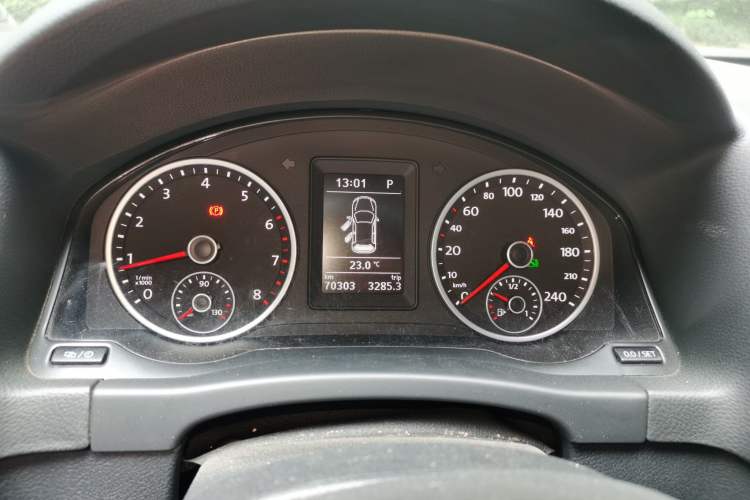 Used Volkswagen Tiguan 2015 1.8TSI Automatic Two-Wheel Drive Trend Edition Instrument Cluster