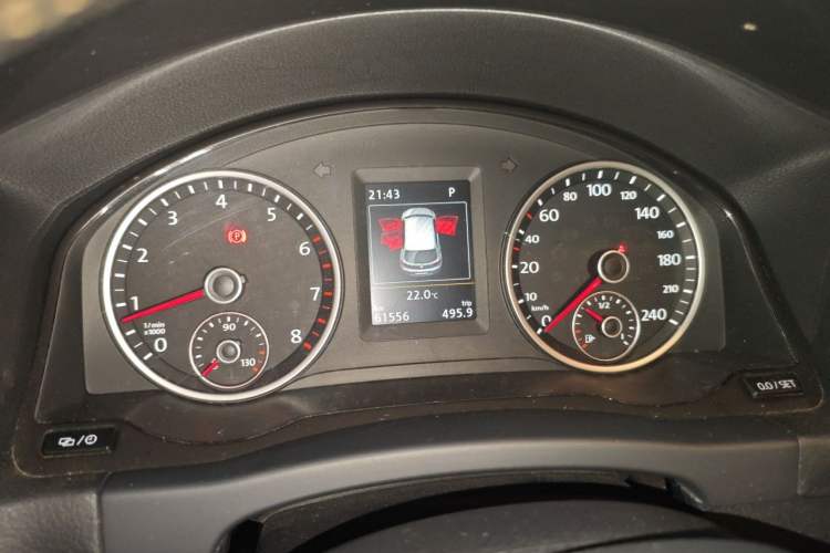 Used Volkswagen Tiguan 2015 1.8TSI Automatic Two-Wheel Drive Luxury Model Instrument Cluster