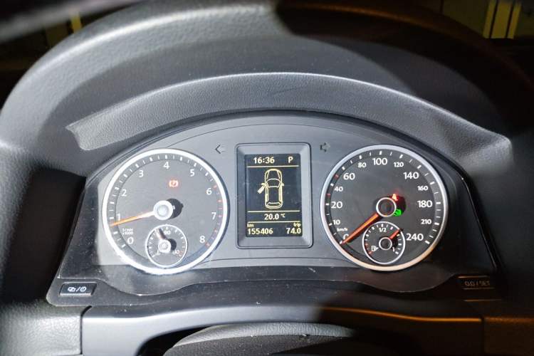 Used Volkswagen Tiguan 2015 1.8TSI Automatic Two-Wheel Drive Comfort Edition Instrument Cluster