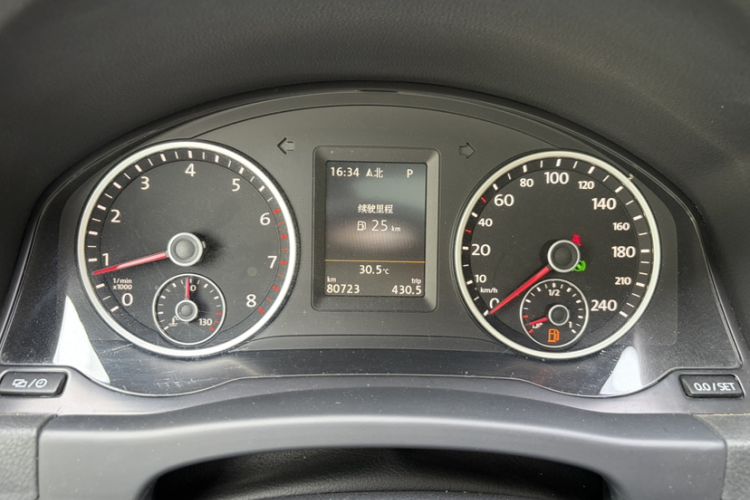 Used Volkswagen Tiguan 2015 1.8TSI Automatic Two-Wheel Drive Luxury Model Instrument Cluster