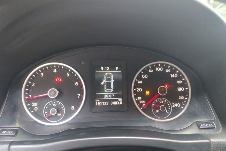 Used Volkswagen Tiguan 2015 1.8TSI Automatic Two-Wheel Drive Trend Edition Instrument Cluster