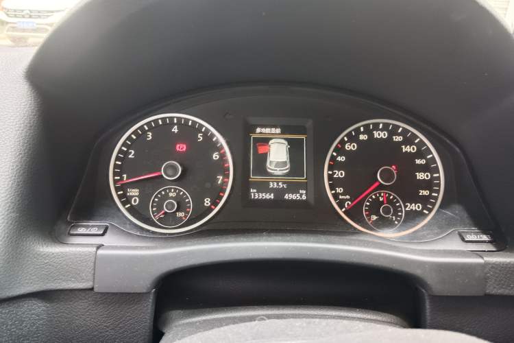 Used Volkswagen Tiguan 2015 1.8TSI Automatic Two-Wheel Drive Luxury Model Instrument Cluster