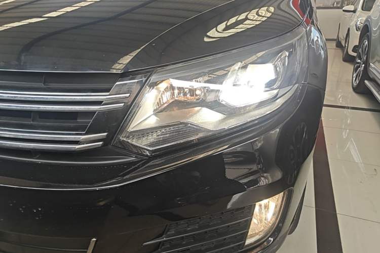 Used Volkswagen Tiguan 2015 1.8TSI Automatic Two-Wheel Drive Luxury Model Left Front Headlight