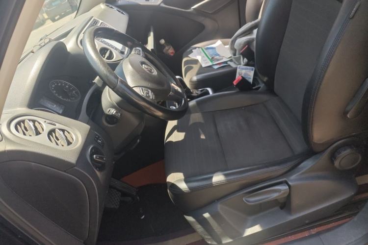 Used Volkswagen Tiguan 2015 1.8TSI Automatic All-Wheel Drive Style Vision Edition Left Front Seat