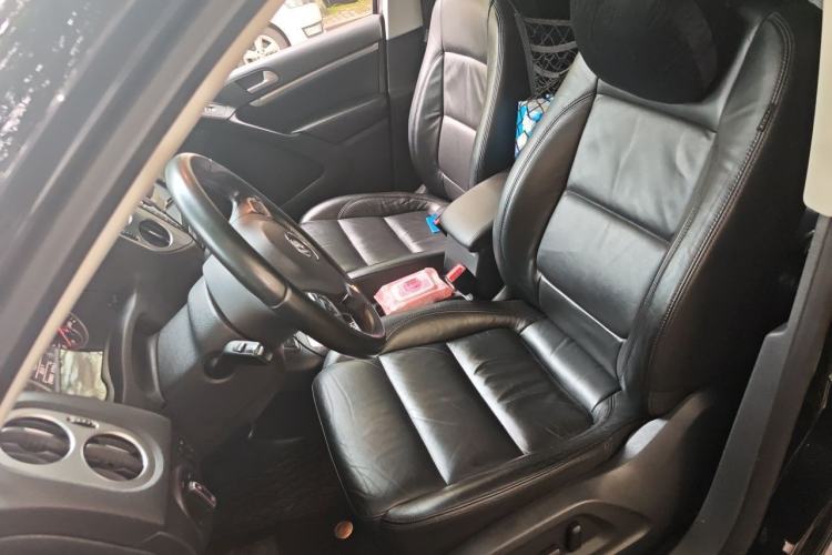 Used Volkswagen Tiguan 2015 1.8TSI Automatic Two-Wheel Drive Comfort Edition Left Front Seat