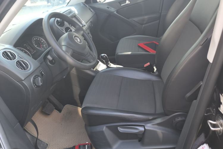 Used Volkswagen Tiguan 2015 1.8TSI Automatic Two-Wheel Drive Trend Edition Left Front Seat
