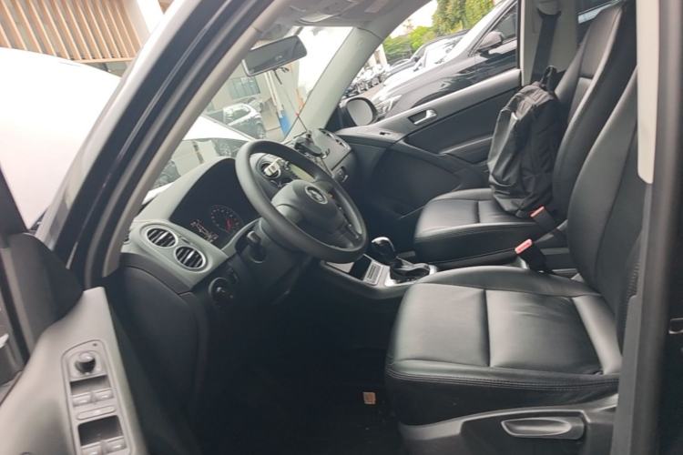 Used Volkswagen Tiguan 2015 1.8TSI Automatic Two-Wheel Drive Trend Edition Left Front Seat