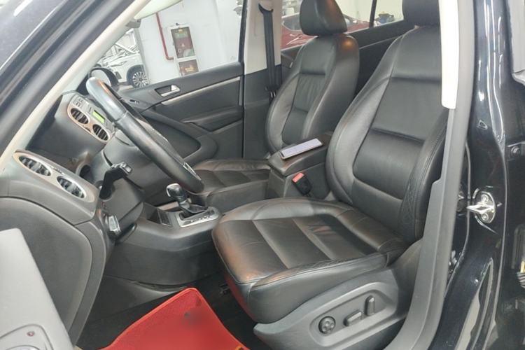 Used Volkswagen Tiguan 2015 1.8TSI Automatic Two-Wheel Drive Comfort Edition Left Front Seat