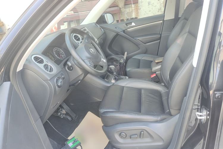 Used Volkswagen Tiguan 2015 1.8TSI Automatic Two-Wheel Drive Comfort Edition Left Front Seat