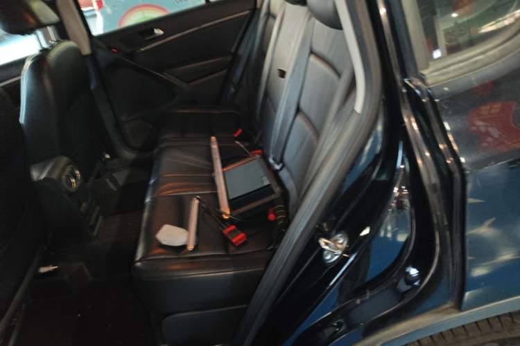 Used Volkswagen Tiguan 2015 1.8TSI Automatic Two-Wheel Drive Comfort Edition Left Rear Seat