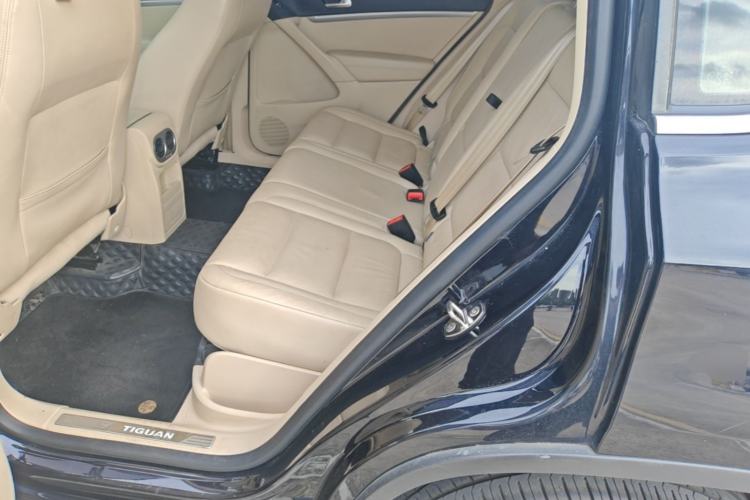 Used Volkswagen Tiguan 2015 1.8TSI Automatic Two-Wheel Drive Luxury Model Left Rear Seat