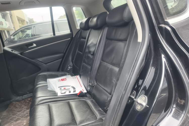 Used Volkswagen Tiguan 2015 1.8TSI Automatic Two-Wheel Drive Luxury Model Left Rear Seat