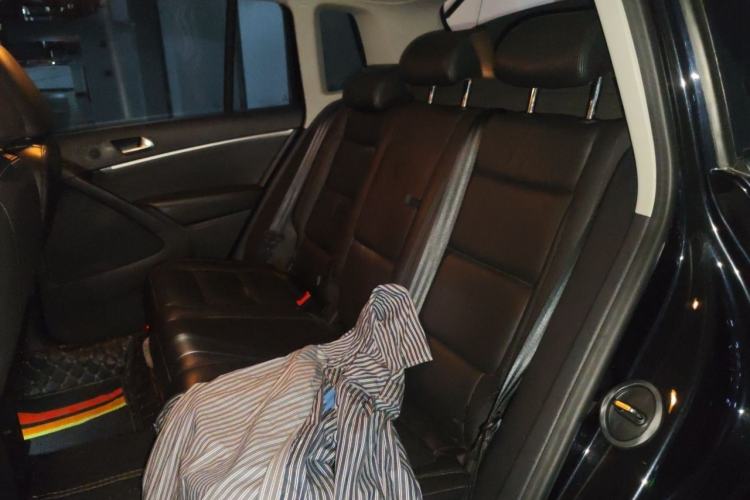 Used Volkswagen Tiguan 2015 1.8TSI Automatic Two-Wheel Drive Luxury Model Left Rear Seat