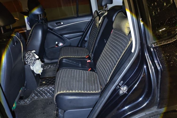 Used Volkswagen Tiguan 2015 1.8TSI Automatic Two-Wheel Drive Comfort Edition Left Rear Seat