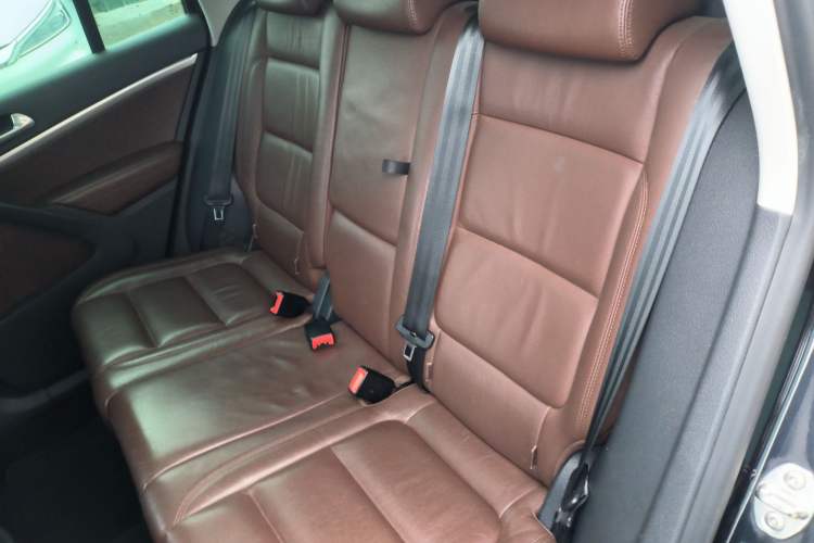 Used Volkswagen Tiguan 2015 2.0 TSI Comfort Edition Left Rear Seat