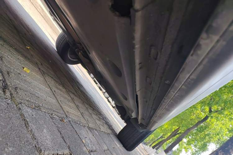 Used Volkswagen Tiguan 2015 1.8TSI Automatic Two-Wheel Drive Luxury Model Left Side Sill